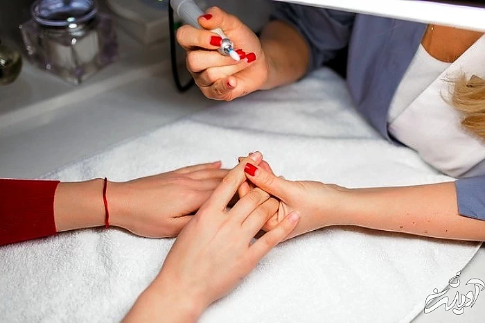 آسیب های کاشت برای ناخن مضرات کاشت ناخن